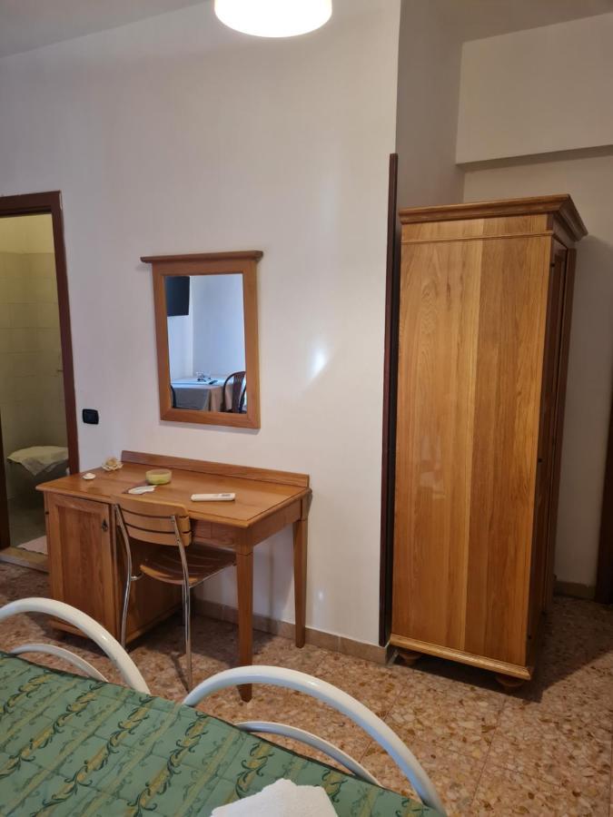 Hotel La Palazzina Rzym Zewnętrze zdjęcie