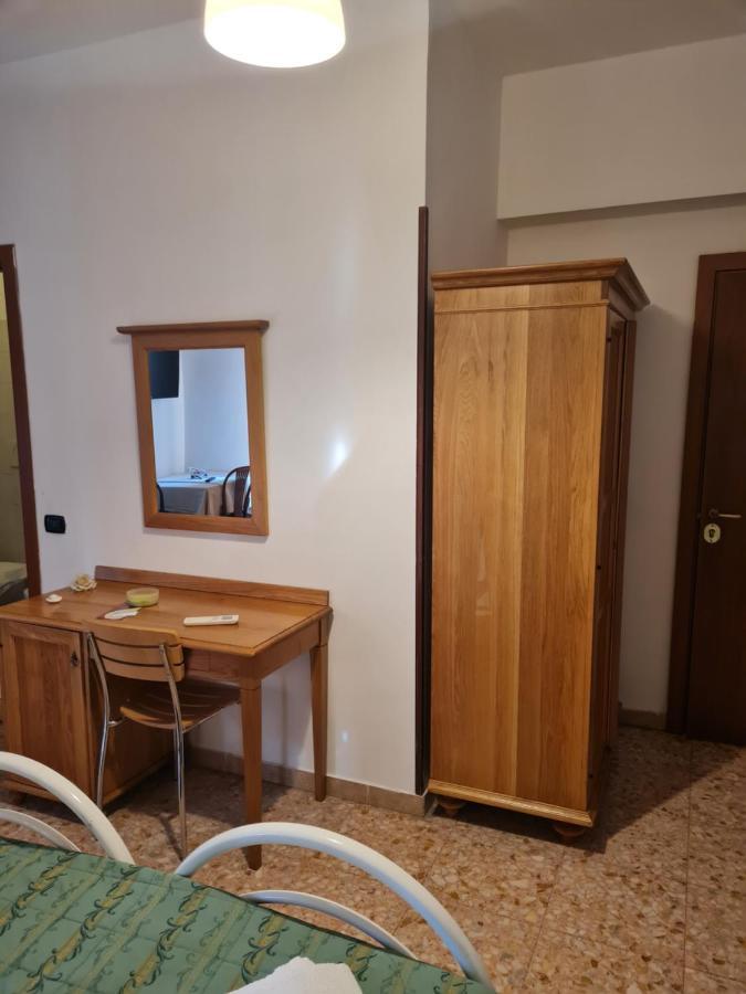 Hotel La Palazzina Rzym Zewnętrze zdjęcie